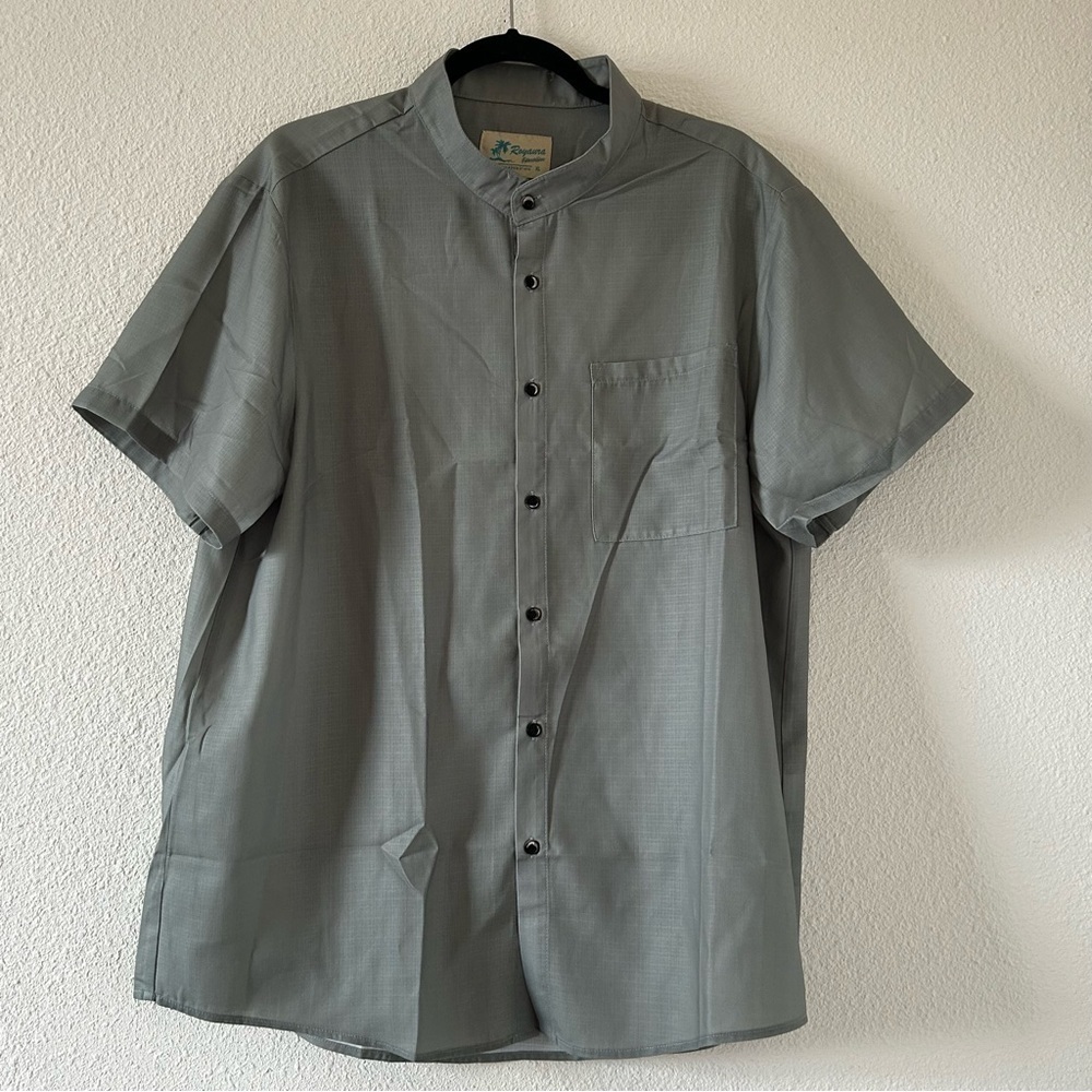 Royaura Hawaiian Sage Green Mock Collar Botton Up Men Sz XL
